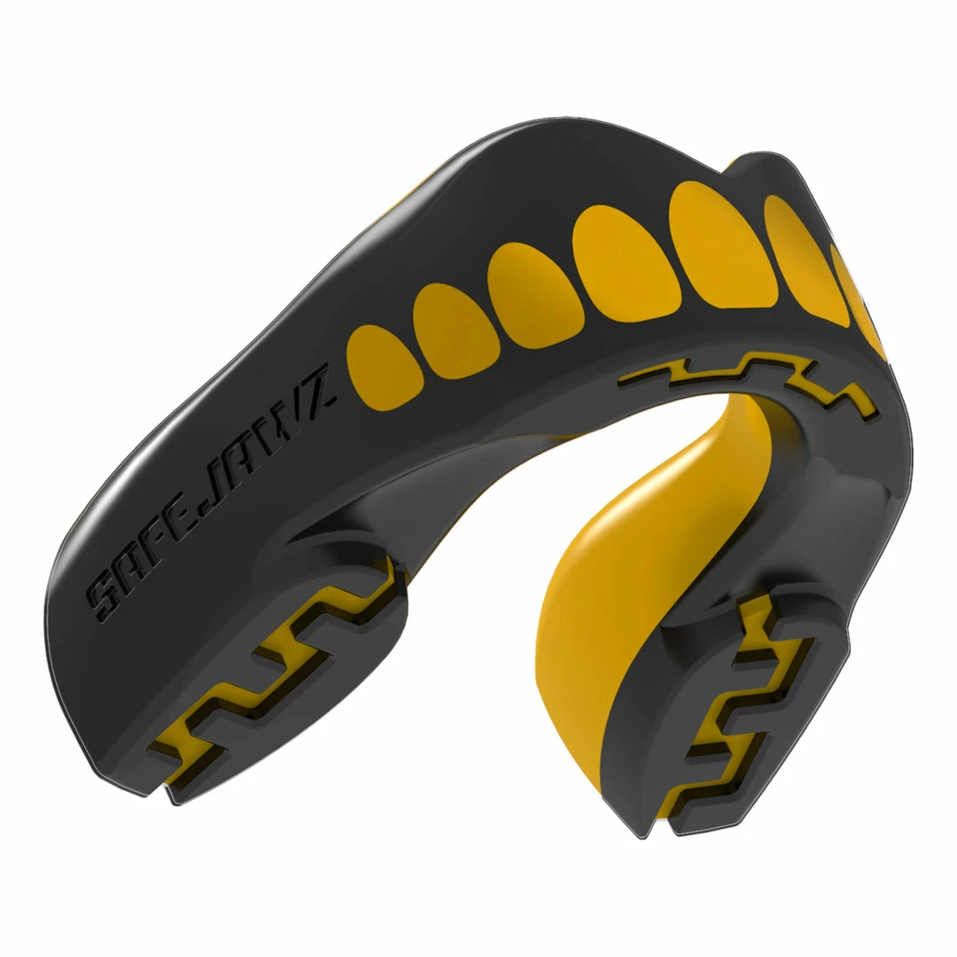 ACCESSORIES SAFEJAWZ® EXTRO SERIES SELF-FIT GOLDIE MOUTHGUARD. 1 ACCESSORIES SAFEJAWZ® EXTRO SERIES SELF-FIT GOLDIE MOUTHGUARD.