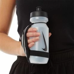 Champs Bxing Ltd Nike Minimal Handheld Running Water Bottle 22oz